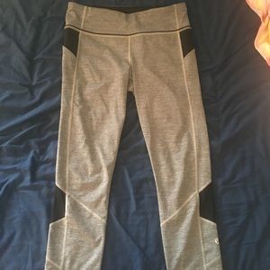 Lululemon athletica gray cropped leggings